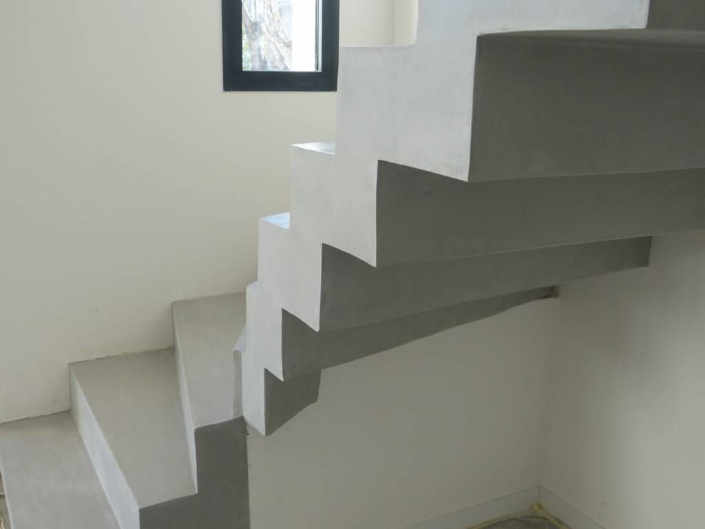 Création d'escalier en béton Bajonnette