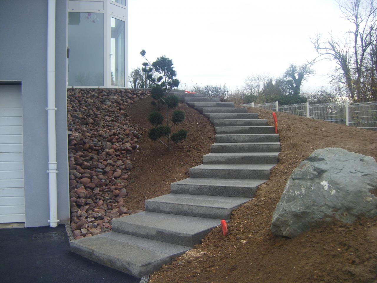 Création d'escalier en béton dans le Gers